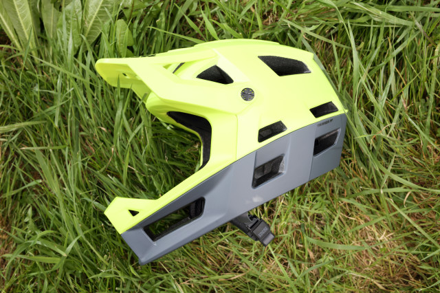 2020 IXS trigger ff side.jpg