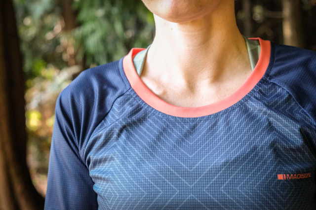 2020 Madison Flux Enduro womens jersey-5.jpg
