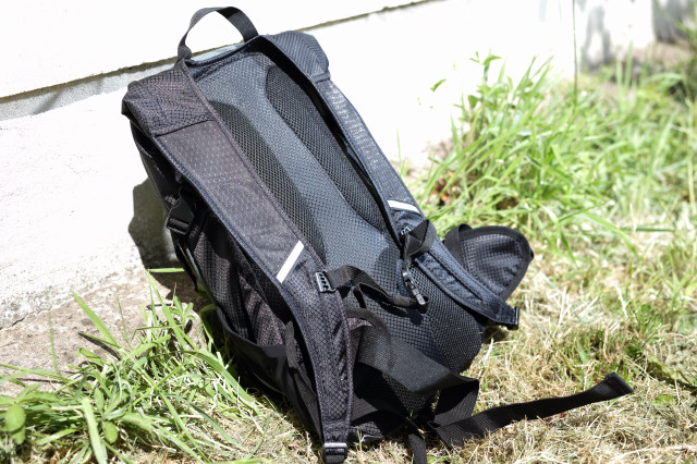 2020 Merida FIFTEEN II backpack base:back.jpg