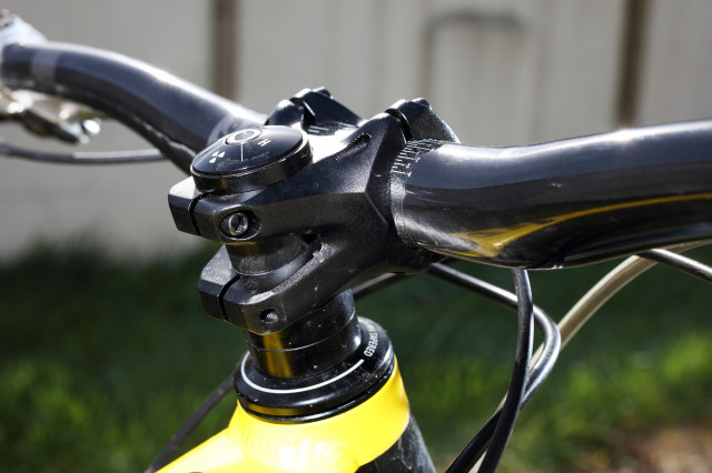 2020 Nukeproof Neutron Stem back.jpg