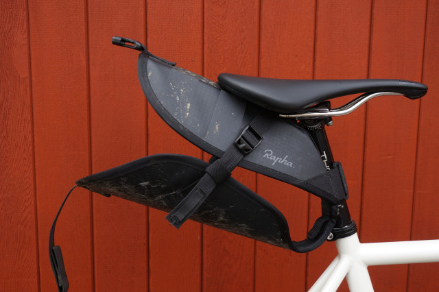 2020 Rapha Rear Pack Harness.jpeg