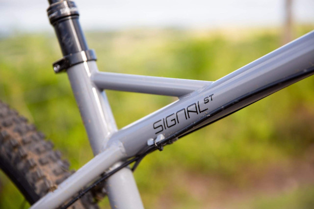 2020 Sonder Signal Steel seat tube .jpg