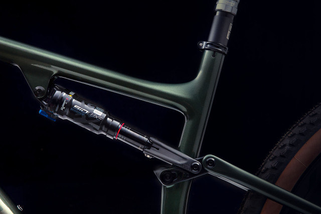 2020 Specialized Epic shock.jpg