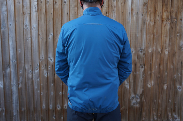 2020 Vaude Strone Jkt rear.jpeg