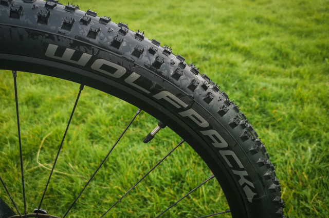 2020 Wolfpack Cross tyre -2.jpg