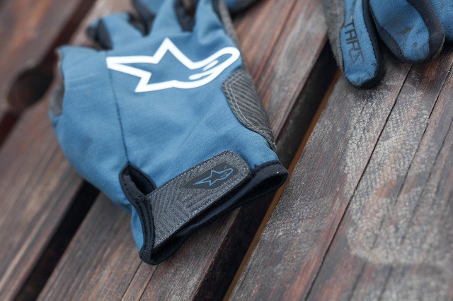 2020 alpinestars drop 6.0 cuff.jpg