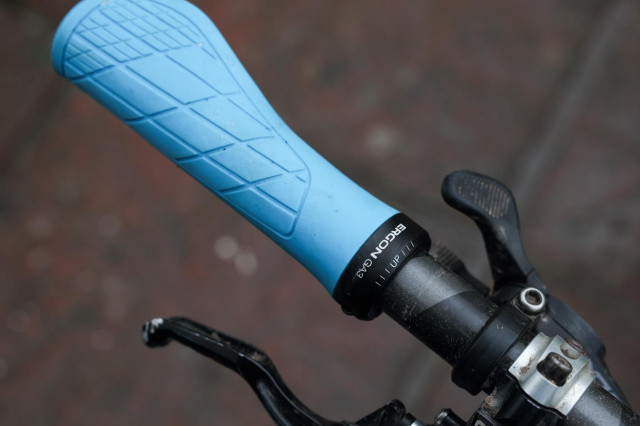 2020 ergon ga3 grip collar markings.jpg