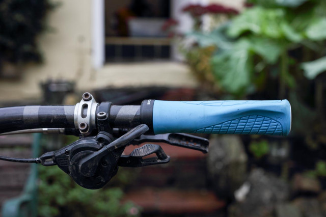 2020 ergon ga3 rear.jpg