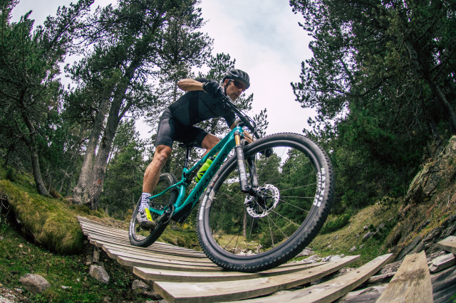 2020 merida ninetysix trail XC actions.jpg