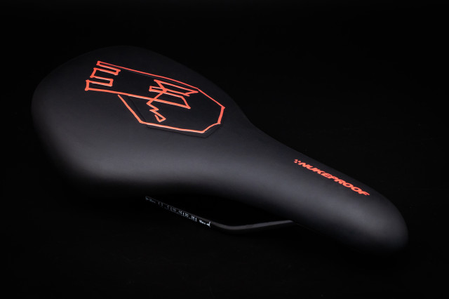 2020 nukeproof urchin saddle.jpg