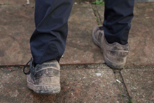 2020 oneil trailfinder trousers cuff.jpg