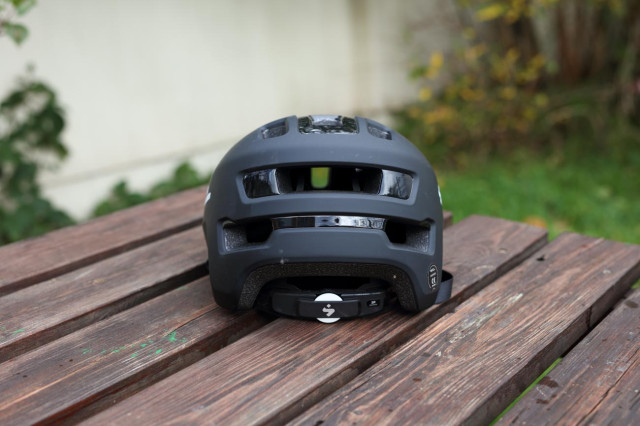 2020 sweet protection ripper rear.jpg