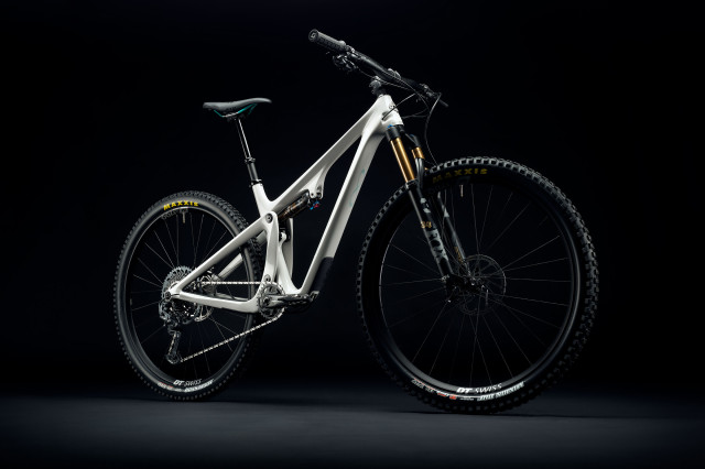 2020 yeti sb115 studio.jpg