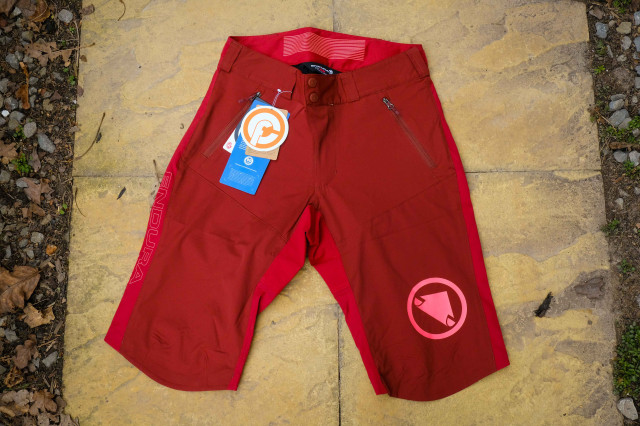 2020-03-31 5 cool things Endura shorts.jpg