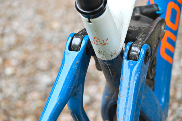 2020-Mondraker-SuperFoxy-Carbon-R-review-117.jpg