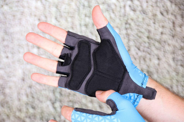 2020-lusso-momentum-summer-glove-3.jpeg