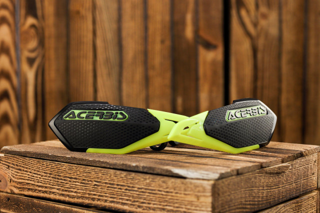 2021 5ct acerbis hand guard.jpg