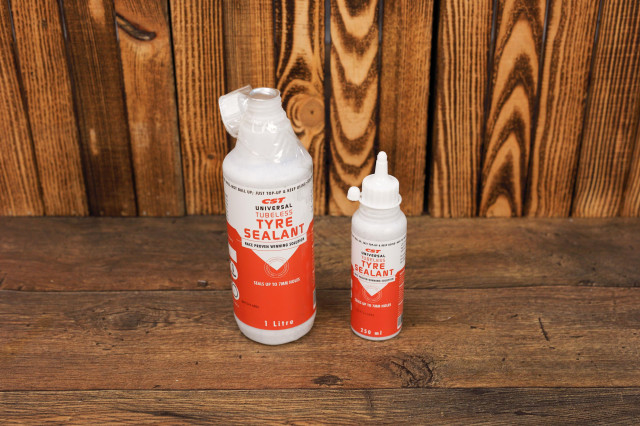 2021 CST tyre sealant 5-ct.jpg