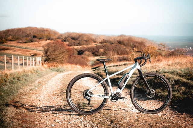 2021 Cairn Cycles BRAVe e-bike 2.jpeg
