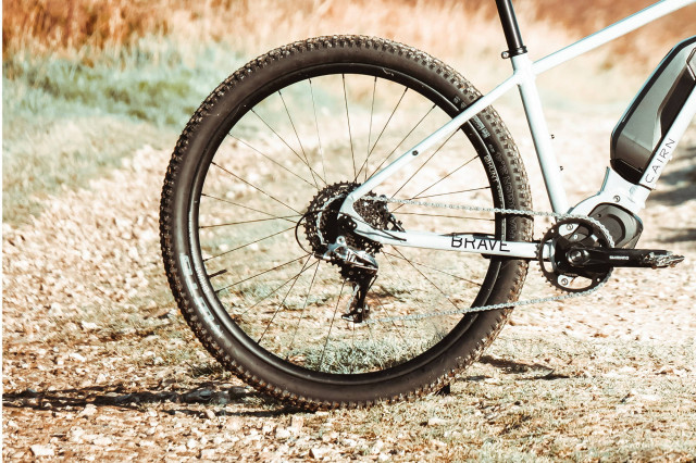 2021 Cairn Cycles BRAVe e-bike 3.jpeg