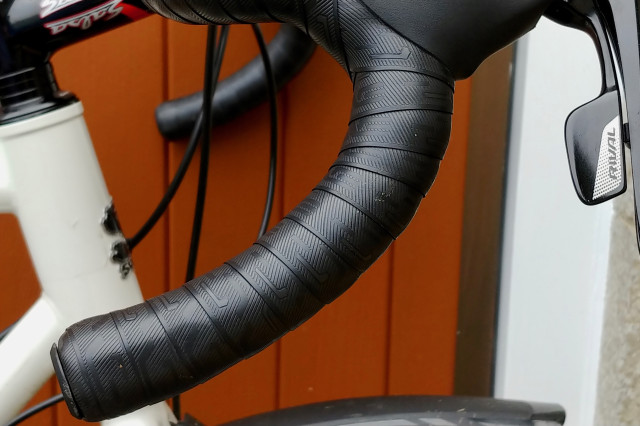 2021 Enve Handlebar Tape Pattern.jpeg