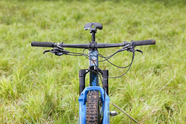 2021 Merida Ninety-six 8000 bars.jpg