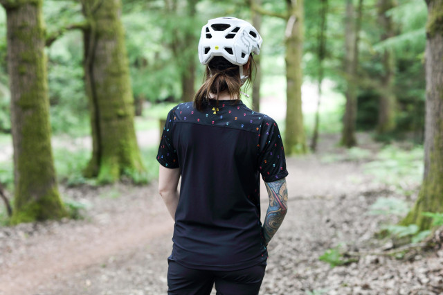 2021 Nukeproof Blackline W back.jpg