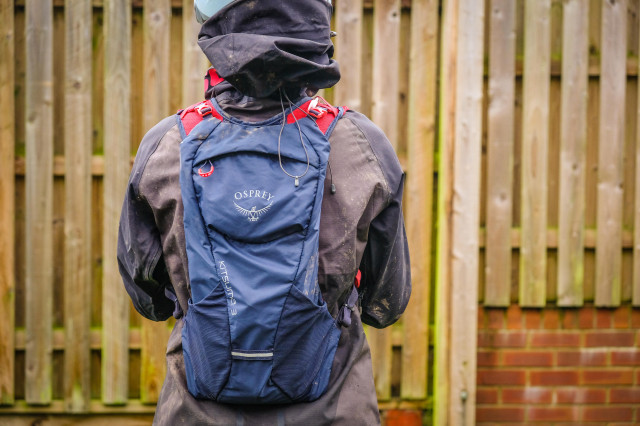 2021 Osprey Kitsuma 3 hydration pack-2.jpg
