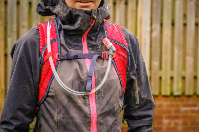2021 Osprey Kitsuma 3 hydration pack-5.jpg