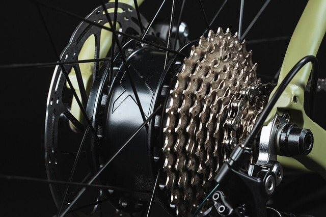 2021 Ribble_Gravel_AL_e_ motor.jpeg