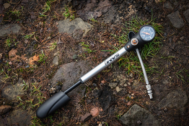 2021 SKS SAM Shock pump-4.jpg