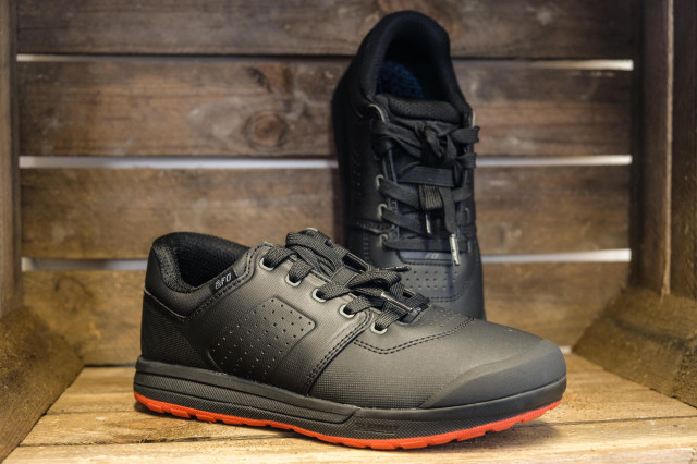2021 Specialized 2FO DH shoes-1.jpg