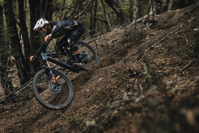 2021 Specialized kenevo SL riding.jpg