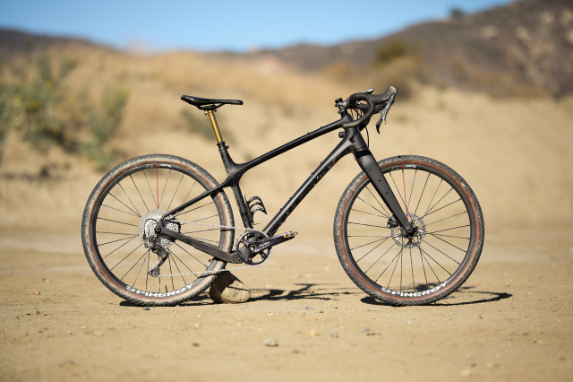 2021 Spinergy GX_MAX_650 on bike.jpg