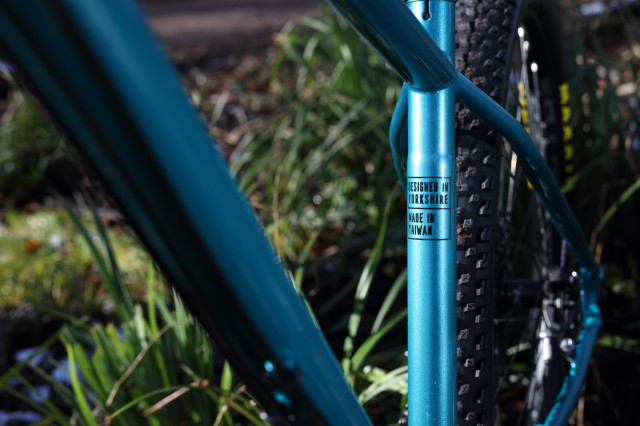 2021 Stif Squatch pro 200 seaet tube logo.jpg