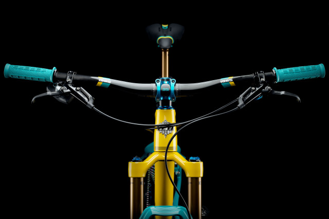 2021 Yeti ARC 35th Anniversary cockpit.jpg