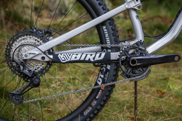 2021 bird aether 9 rear triangle.jpg