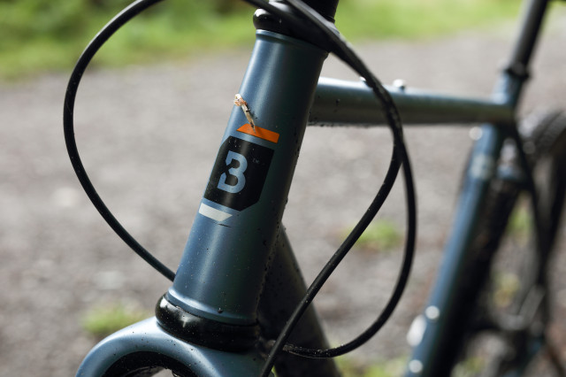 2021 bombtrack Hook EXT Head tube.jpg