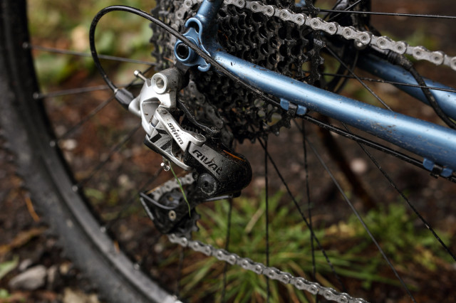 2021 bombtrack Hook EXT mech.jpg