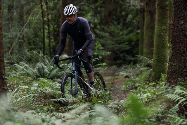 2021 bombtrack Hook EXT riding 3.jpg