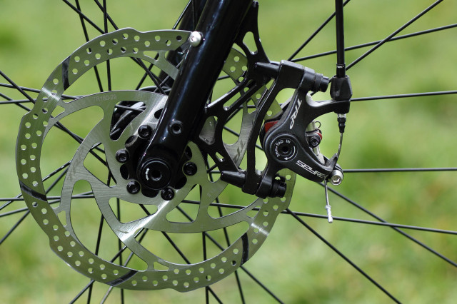 2021 bombtrack beyond 2 brake caliper.jpg
