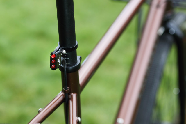 2021 bombtrack beyond 2 rear light.jpg
