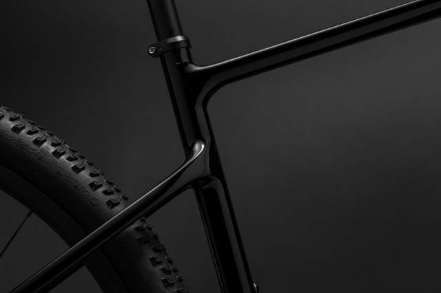 2021 cannondale scalpel ht hero seat tube.jpg