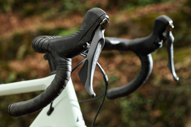 2021 canyon grizl brake.jpg