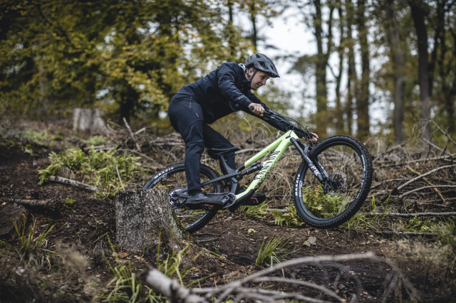 2021 canyon spectral cf 29 ride.jpg