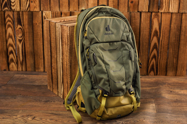 2021 deuter attack 16 5ct.jpg