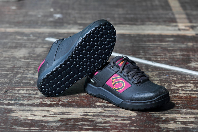 2021 fiveten impact pro womens 5ct.jpg
