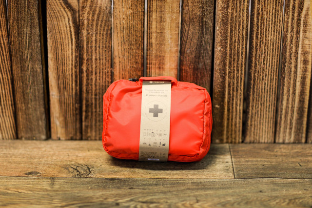 2021 forclaz first aid kit 5ct.jpg
