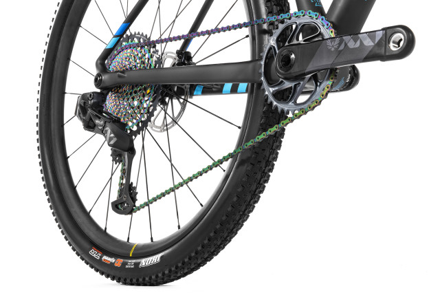2021 mondraker podium chainstay.jpg