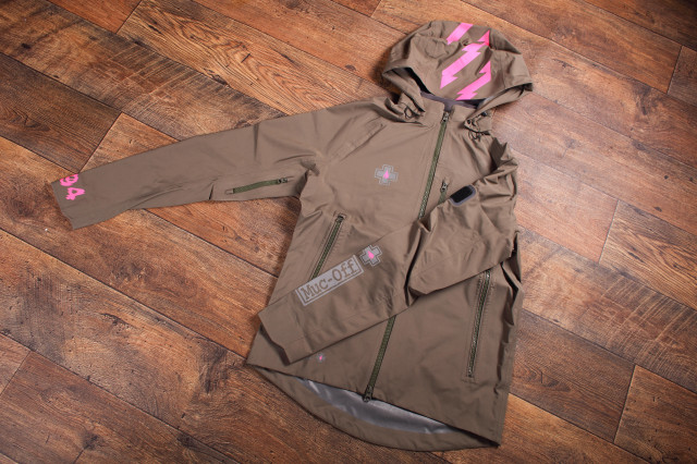 2021 muc-off technical jacket 5ct.jpg